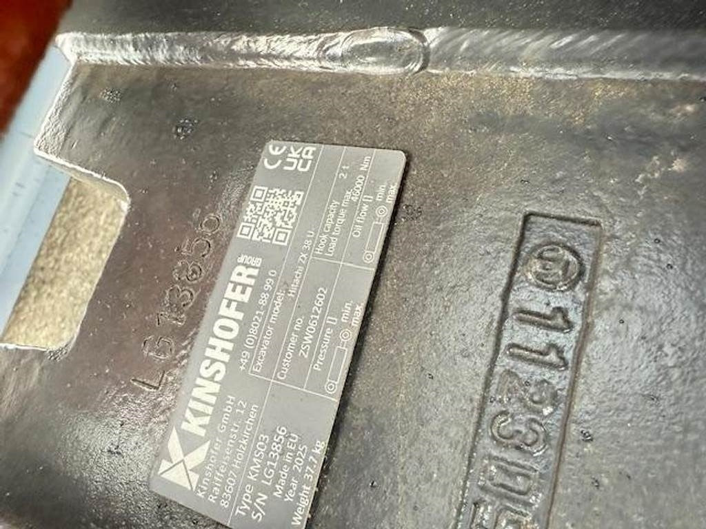 Hitachi ZX33U-6 - Мини багер: снимка 5 Hitachi ZX33U-6 - Мини багер: снимка 5