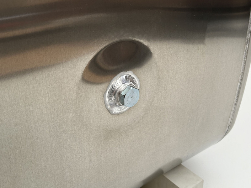 Нови Резервоар за гориво за Камион DAF: снимка 9 Нови Резервоар за гориво за Камион DAF: снимка 9