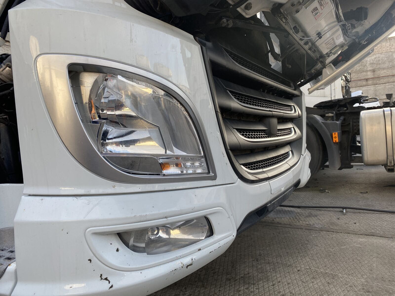 DAF XF 106 - Броня за Камион: снимка 4 DAF XF 106 - Броня за Камион: снимка 4