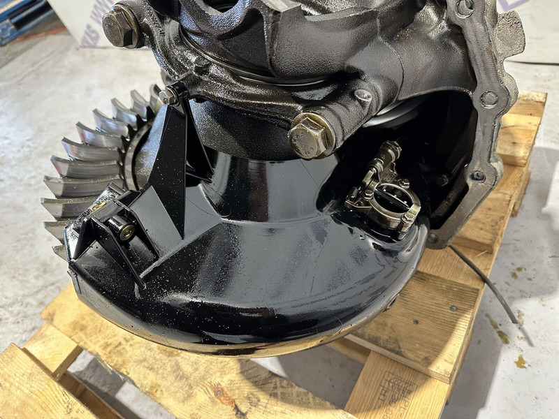 Daimler-Benz Actros MP5 - Диференциал за Камион: снимка 4 Daimler-Benz Actros MP5 - Диференциал за Камион: снимка 4