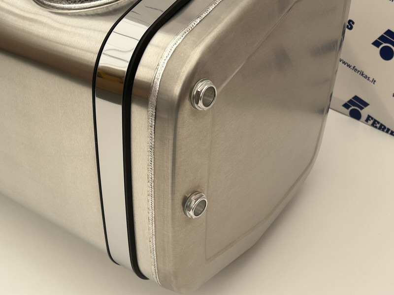 Hydraulic aluminum oil tank 300L - Хидравличен резервоар за Камион: снимка 5 Hydraulic aluminum oil tank 300L - Хидравличен резервоар за Камион: снимка 5