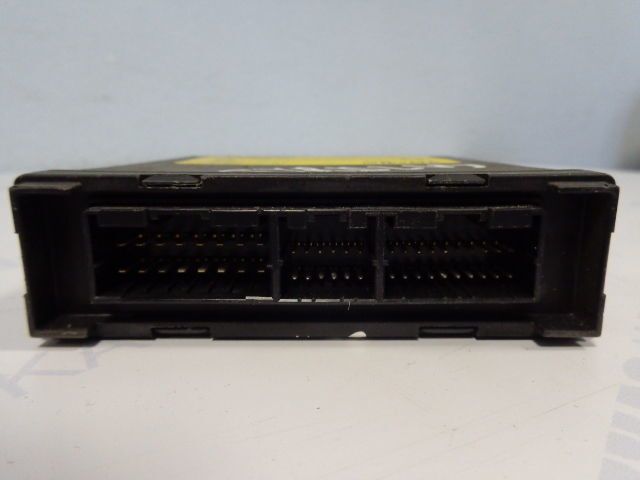 Iveco Multiplex System:Cabin Module ROBERT BOSCH GmbH - Блок за управление за Камион: снимка 2 Iveco Multiplex System:Cabin Module ROBERT BOSCH GmbH - Блок за управление за Камион: снимка 2