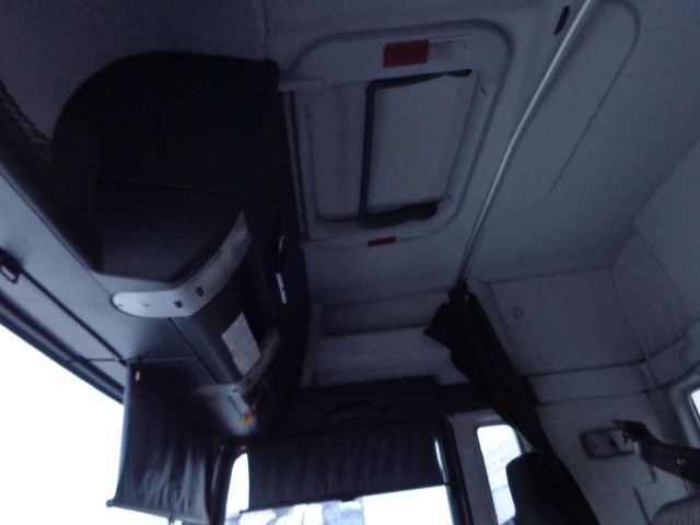MAN TGS good condition cab ( EUROPE DELIVERY ) - Кабина и интериор за Камион: снимка 5 MAN TGS good condition cab ( EUROPE DELIVERY ) - Кабина и интериор за Камион: снимка 5