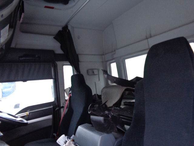 MAN TGS good condition cab ( EUROPE DELIVERY ) - Кабина и интериор за Камион: снимка 4 MAN TGS good condition cab ( EUROPE DELIVERY ) - Кабина и интериор за Камион: снимка 4