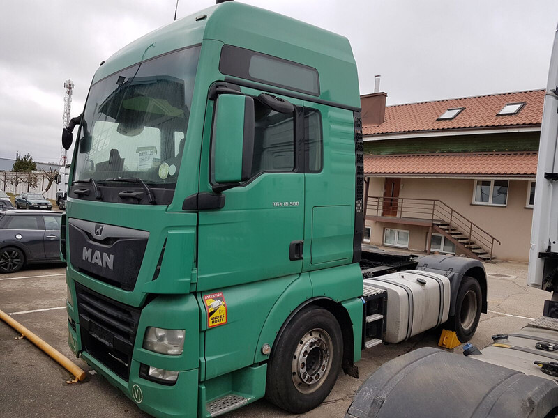 MAN TGX breaking for parts - Резервоар за гориво за Камион: снимка 5 MAN TGX breaking for parts - Резервоар за гориво за Камион: снимка 5