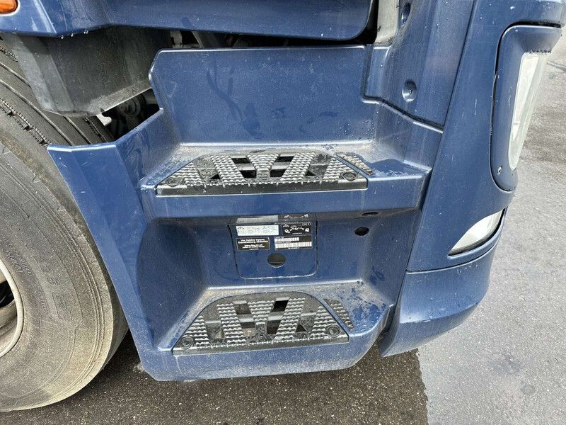 Mercedes-Benz Actros 1843 - Броня за Камион: снимка 5 Mercedes-Benz Actros 1843 - Броня за Камион: снимка 5