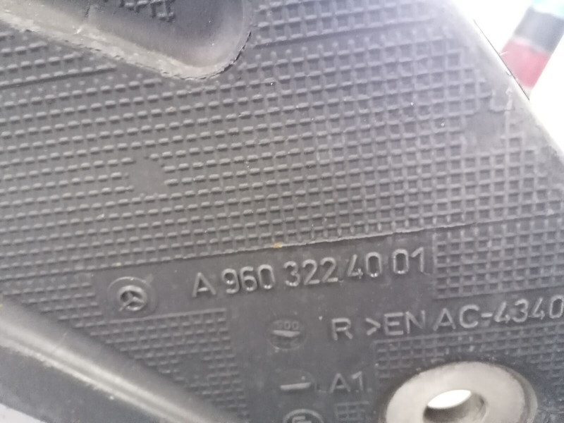 Mercedes-Benz - Окачване за Камион: снимка 3 Mercedes-Benz - Окачване за Камион: снимка 3