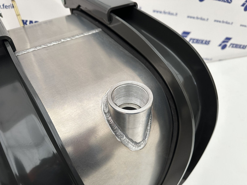 Mercedes-Benz - Хидравличен резервоар за Камион: снимка 5 Mercedes-Benz - Хидравличен резервоар за Камион: снимка 5