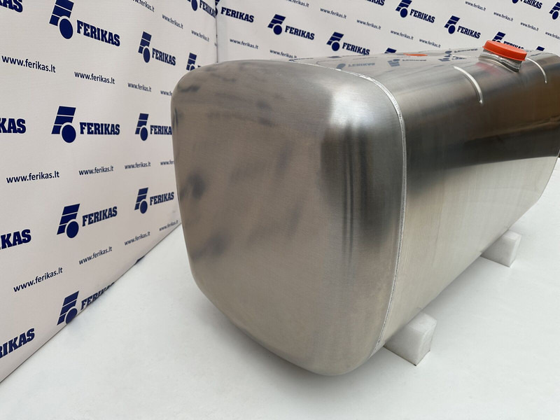 Mercedes-Benz New aluminum fuel tank 570L - Резервоар за гориво за Камион: снимка 3 Mercedes-Benz New aluminum fuel tank 570L - Резервоар за гориво за Камион: снимка 3
