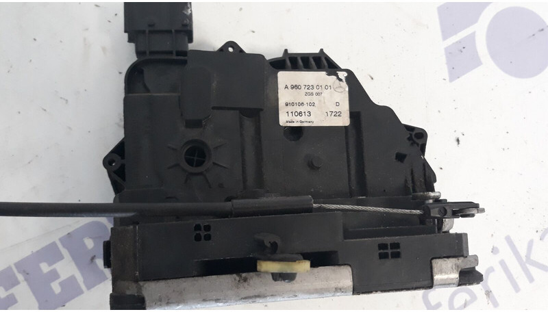 Mercedes-Benz door lock right - Блок за управление за Камион: снимка 4 Mercedes-Benz door lock right - Блок за управление за Камион: снимка 4