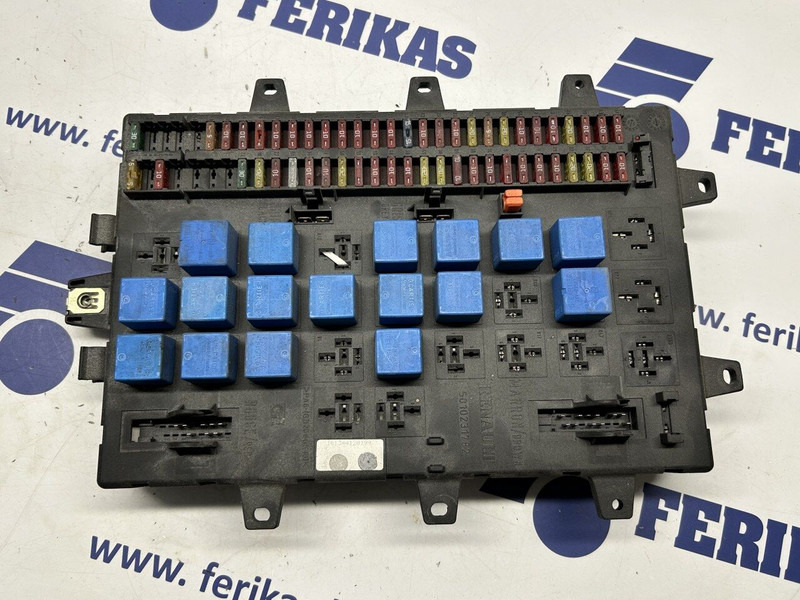 Renault fuse box - Електрическа система за Камион: снимка 1 Renault fuse box - Електрическа система за Камион: снимка 1