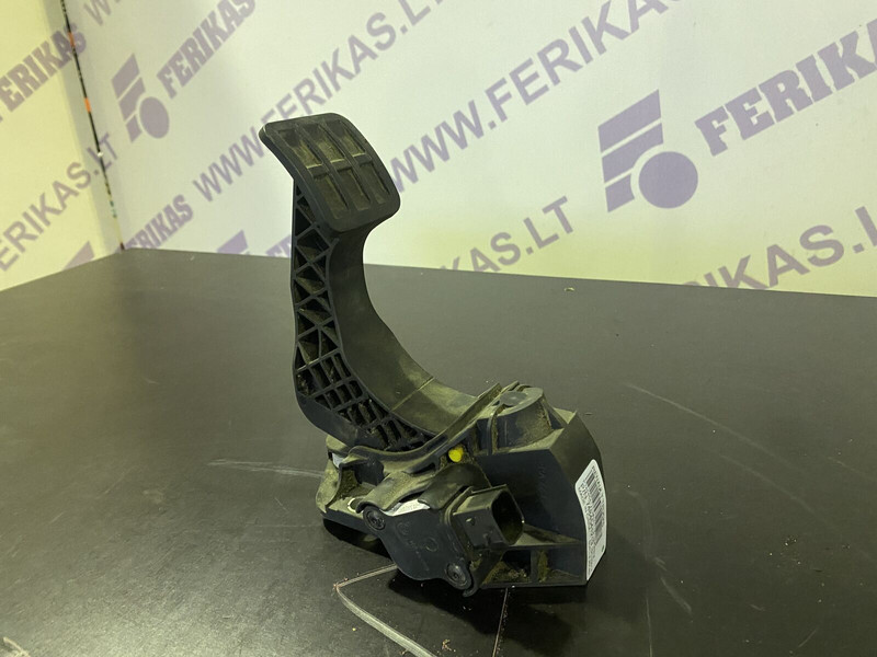Renault t - Педал за Камион: снимка 1 Renault t - Педал за Камион: снимка 1