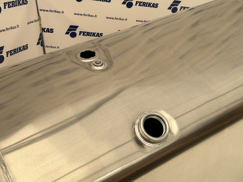 Scania New aluminum fuel tank 570L - Резервоар за гориво за Камион: снимка 4 Scania New aluminum fuel tank 570L - Резервоар за гориво за Камион: снимка 4