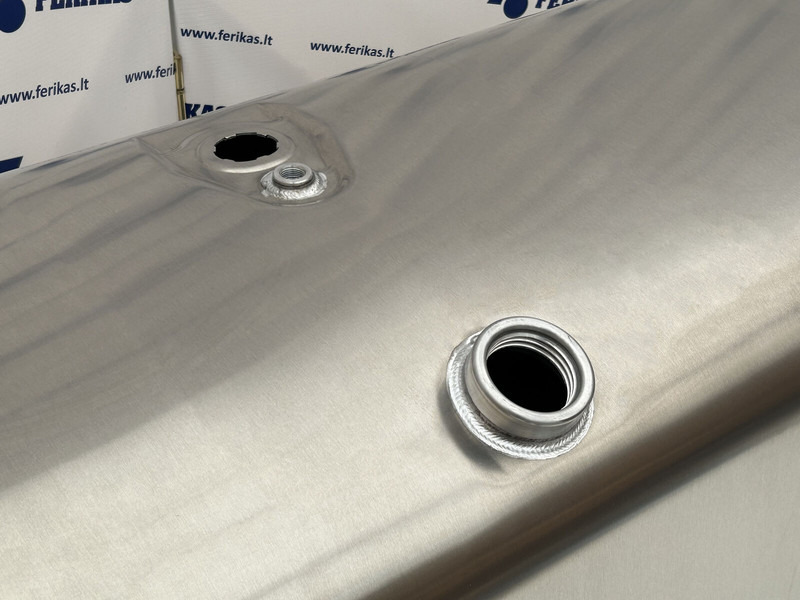 Scania New aluminum fuel tank 615L - Резервоар за гориво за Камион: снимка 4 Scania New aluminum fuel tank 615L - Резервоар за гориво за Камион: снимка 4