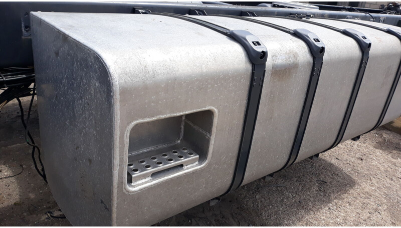 Scania R - Резервоар за гориво за Камион: снимка 4 Scania R - Резервоар за гориво за Камион: снимка 4