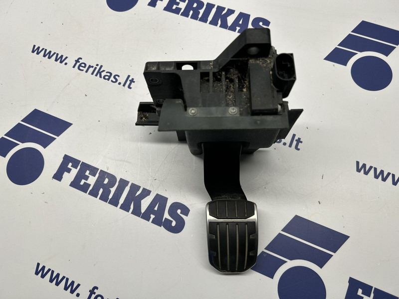 Scania accelerator pedal - Педал за Камион: снимка 1 Scania accelerator pedal - Педал за Камион: снимка 1