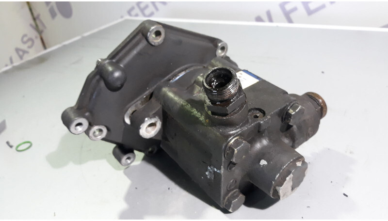 Scania hydraulic steering pump - Помпа на хидроусилвателя за Камион: снимка 4 Scania hydraulic steering pump - Помпа на хидроусилвателя за Камион: снимка 4