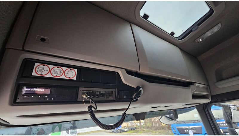 Влекач Scania R460: снимка 12