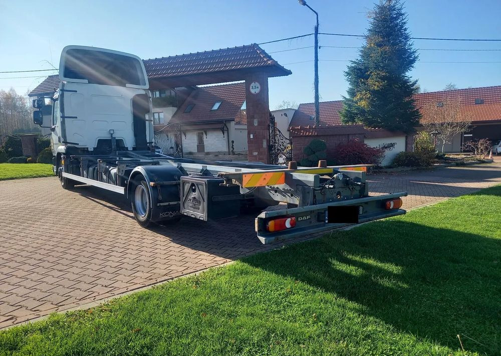 DAF 45 - Контейнеровоз/ Сменна каросерия камион: снимка 4 DAF 45 - Контейнеровоз/ Сменна каросерия камион: снимка 4