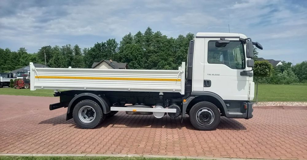 MAN TGL 12 220 EURO 5 !!! - Самосвал камион: снимка 5 MAN TGL 12 220 EURO 5 !!! - Самосвал камион: снимка 5