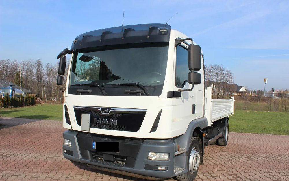 MAN TGM 12 250 EURO 6 BLOKADA MOSTU - Самосвал камион: снимка 3 MAN TGM 12 250 EURO 6 BLOKADA MOSTU - Самосвал камион: снимка 3