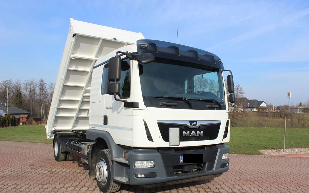 MAN TGM 12 250 EURO 6 BLOKADA MOSTU - Самосвал камион: снимка 2 MAN TGM 12 250 EURO 6 BLOKADA MOSTU - Самосвал камион: снимка 2