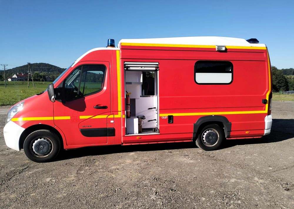 Renault Master III 2.3 ambulans karetka kontener straż pogotowie - Линейка: снимка 4 Renault Master III 2.3 ambulans karetka kontener straż pogotowie - Линейка: снимка 4