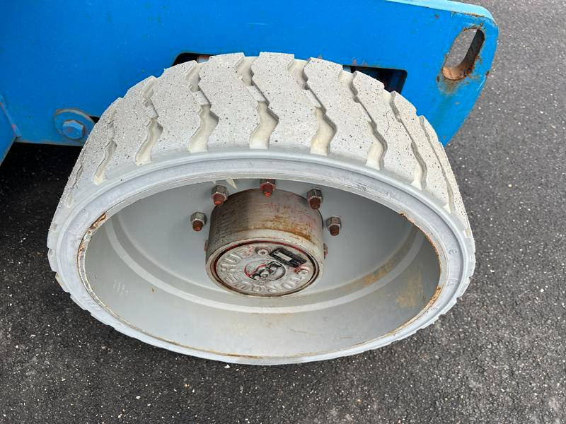 Артикулираща платформа Genie Z40/23 NRJ elektro 14m (1825): снимка 17