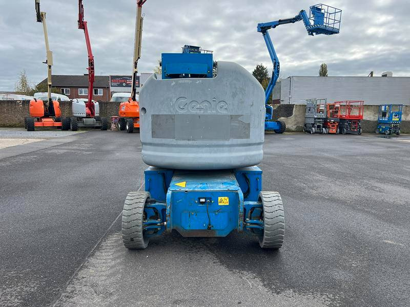 Genie Z40/23 NRJ elektro 14m (1825) - Артикулираща платформа: снимка 4 Genie Z40/23 NRJ elektro 14m (1825) - Артикулираща платформа: снимка 4