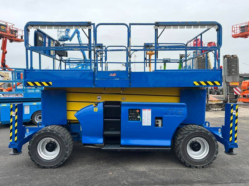 JLG 4394 RT diesel 4x4 15m (1732) - Ножична работна платформа: снимка 3 JLG 4394 RT diesel 4x4 15m (1732) - Ножична работна платформа: снимка 3