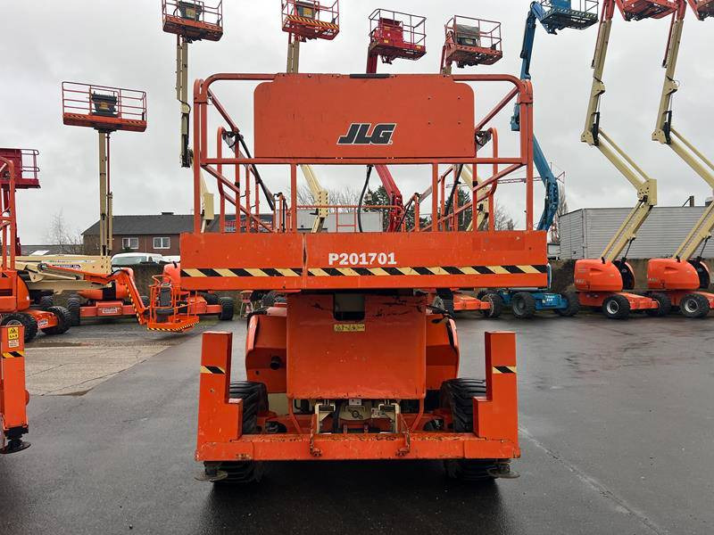 JLG 4394 RT diesel 4x4 15m (1747) - Ножична работна платформа: снимка 4 JLG 4394 RT diesel 4x4 15m (1747) - Ножична работна платформа: снимка 4