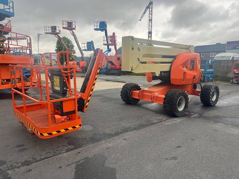 JLG 450AJ diesel 4x4 16m (1786) - Артикулираща платформа: снимка 2 JLG 450AJ diesel 4x4 16m (1786) - Артикулираща платформа: снимка 2