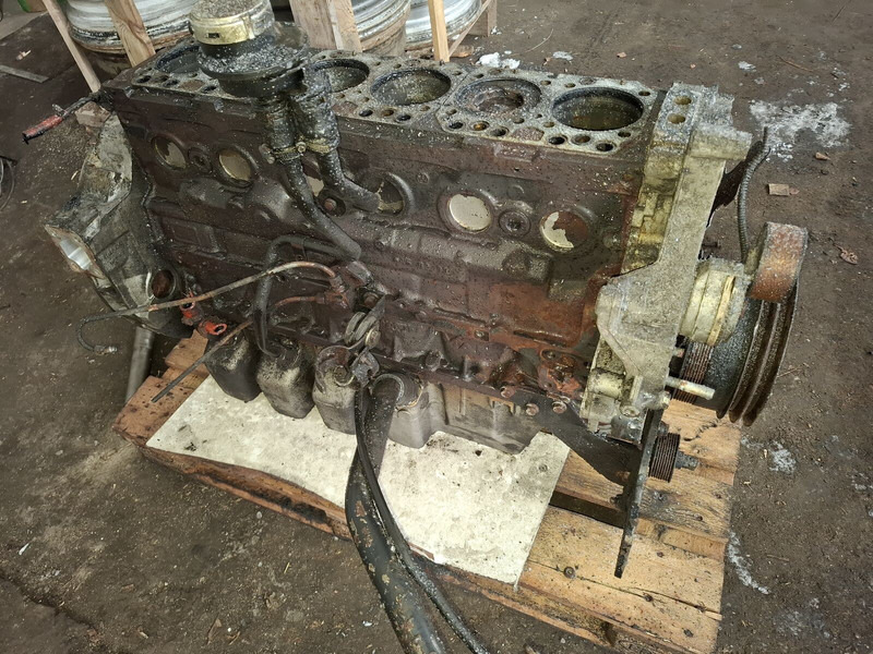 MAN - Цилиндров блок: снимка 4 MAN - Цилиндров блок: снимка 4