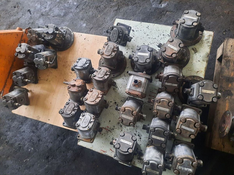 MAN REXROTH . R901001426 FD. 3026 ( 58727) ) - Маслена помпа: снимка 4 MAN REXROTH . R901001426 FD. 3026 ( 58727) ) - Маслена помпа: снимка 4