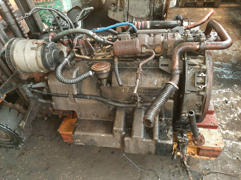 Mercedes-Benz Om 906 - Двигател: снимка 2 Mercedes-Benz Om 906 - Двигател: снимка 2