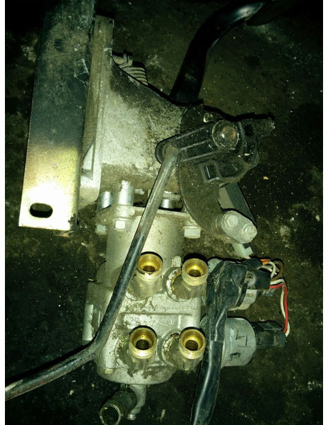 Scania DX81D. DX71BX. DX80E. 70313310 - Части на спирачната система: снимка 4 Scania DX81D. DX71BX. DX80E. 70313310 - Части на спирачната система: снимка 4