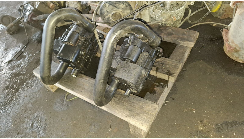 Scania MNR 0511.725023\7685955 - Маслена помпа: снимка 4 Scania MNR 0511.725023\7685955 - Маслена помпа: снимка 4