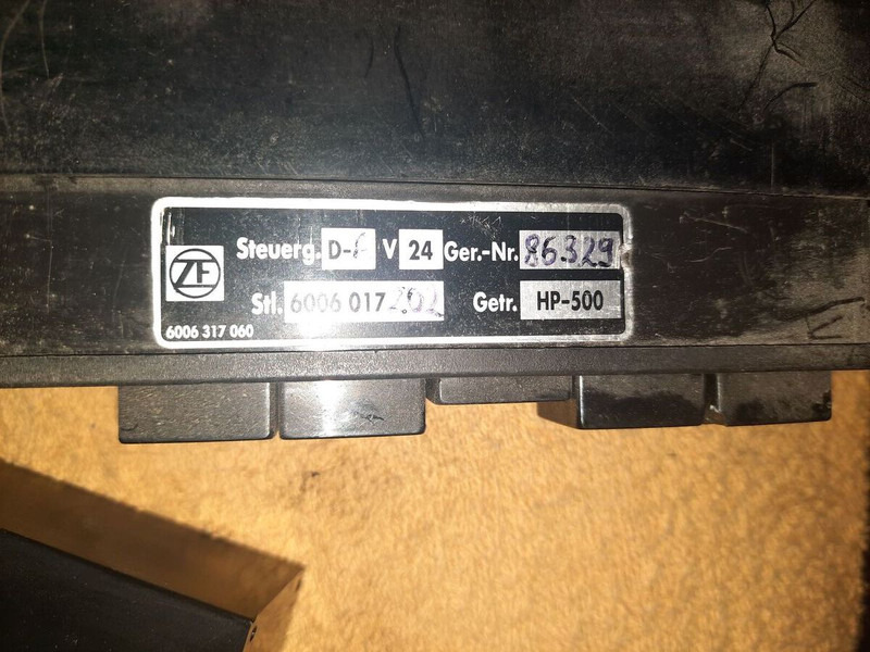 Блок за управление Scania Селектор переключения передач .: снимка 14 Блок за управление Scania Селектор переключения передач .: снимка 14