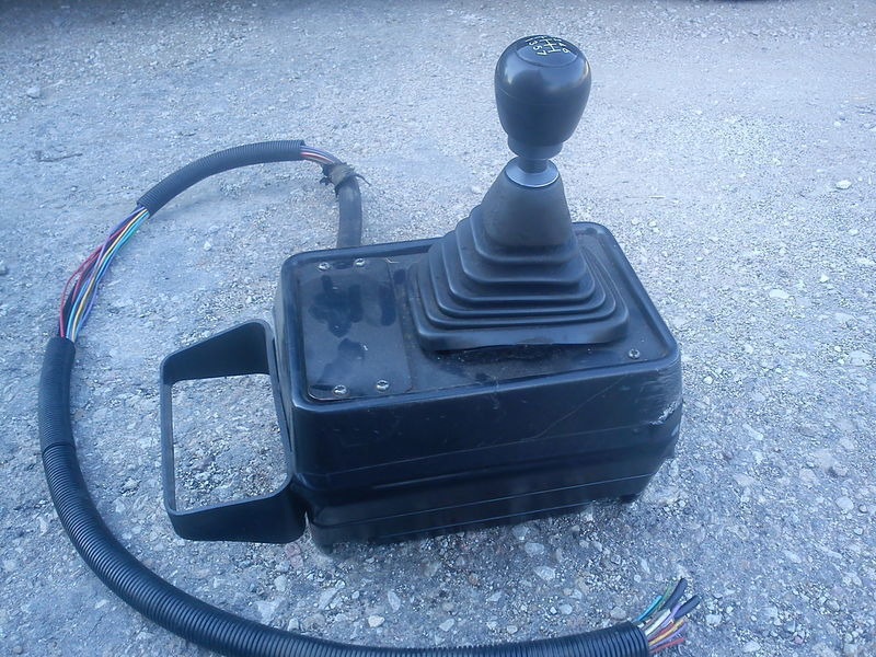 Блок за управление Scania Селектор переключения передач .: снимка 18 Блок за управление Scania Селектор переключения передач .: снимка 18