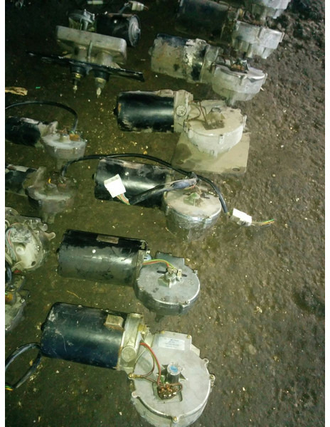 Setra BOSCH 039044245 - Чистачка: снимка 4 Setra BOSCH 039044245 - Чистачка: снимка 4