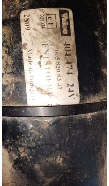 Setra BOSCH 039044245 - Чистачка: снимка 5 Setra BOSCH 039044245 - Чистачка: снимка 5