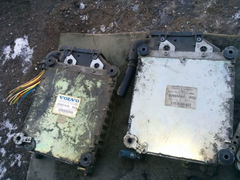Volvo 20995091 P02. 20577136 P02 20582962 P05. - Блок за управление: снимка 1 Volvo 20995091 P02. 20577136 P02 20582962 P05. - Блок за управление: снимка 1