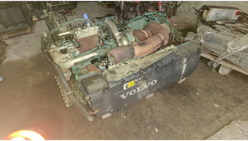 Volvo D12E340EC06 - Двигател: снимка 2 Volvo D12E340EC06 - Двигател: снимка 2