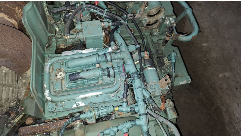 Volvo D12E340EC06 - Двигател: снимка 3 Volvo D12E340EC06 - Двигател: снимка 3
