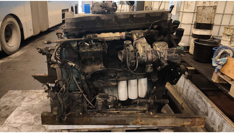 Volvo D9B380/ D9B-360 .G9A-300 D9B310. D9A.-340 - Двигател: снимка 2 Volvo D9B380/ D9B-360 .G9A-300 D9B310. D9A.-340 - Двигател: снимка 2