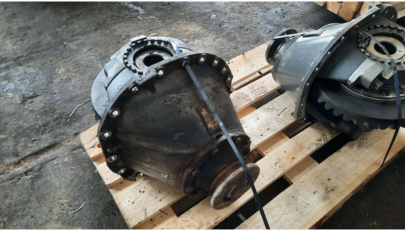Volvo S91\PP .R9S . A-132 .RSS-1228B . RS1228SV. RS-1228C. RSS1344C. E - Диференциал: снимка 5 Volvo S91\PP .R9S . A-132 .RSS-1228B . RS1228SV. RS-1228C. RSS1344C. E - Диференциал: снимка 5