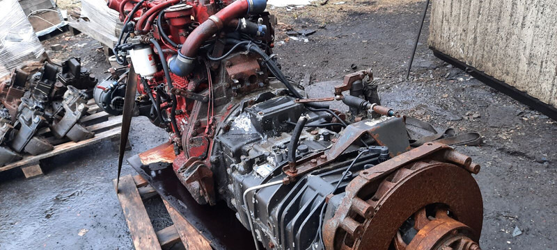 ZF 6S1600 - Скоростна кутия: снимка 4 ZF 6S1600 - Скоростна кутия: снимка 4