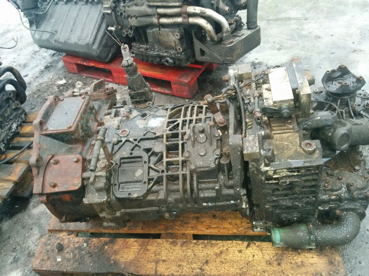 ZF S6 85+GV80/ S6 90 + GV90 Setra 315 - Скоростна кутия за Автобус: снимка 2 ZF S6 85+GV80/ S6 90 + GV90 Setra 315 - Скоростна кутия за Автобус: снимка 2