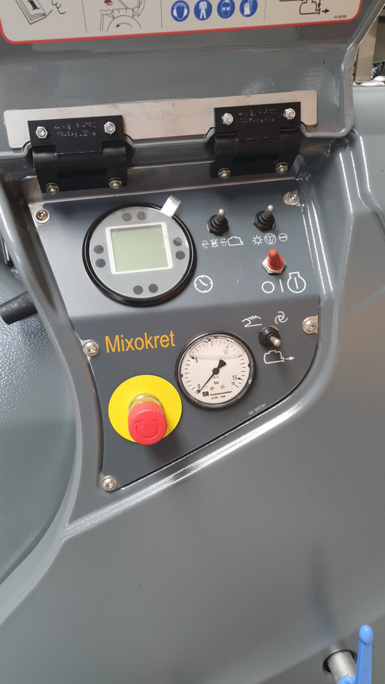 PUTZMEISTER M740D Model 4 - Бетон помпа: снимка 2 PUTZMEISTER M740D Model 4 - Бетон помпа: снимка 2