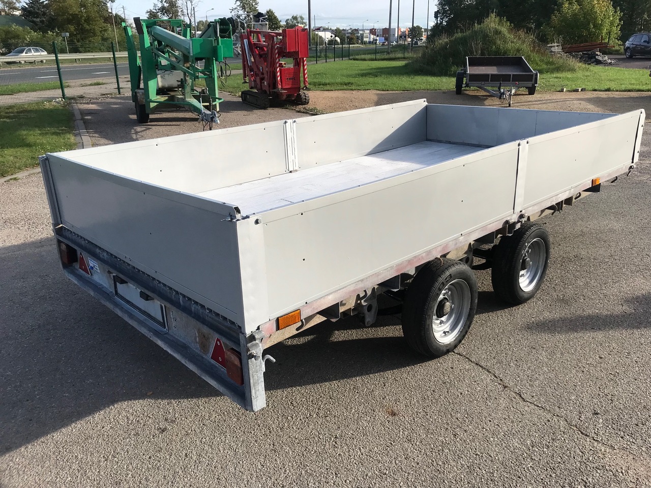 Ifor Williams LM126G - Бордово ремарке/ Платформа: снимка 4 Ifor Williams LM126G - Бордово ремарке/ Платформа: снимка 4